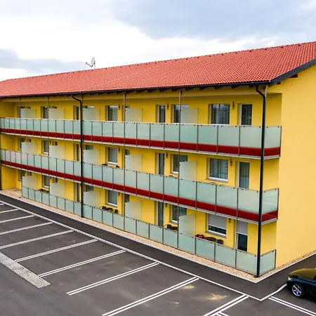 Hotell Vulkan Residenz I Self Check-in 3*