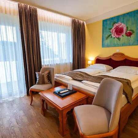 Vulkan Residenz I Self Check-in Hotel