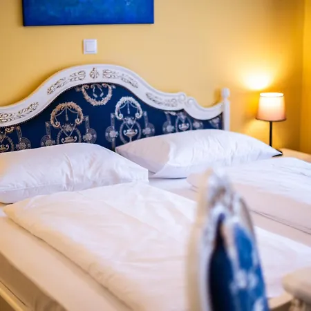 Vulkan Residenz I Self Check-in Hotell