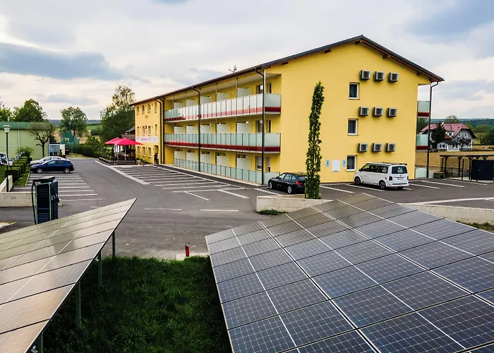 酒店 Vulkan Residenz I Self Check-in Schwarzautal